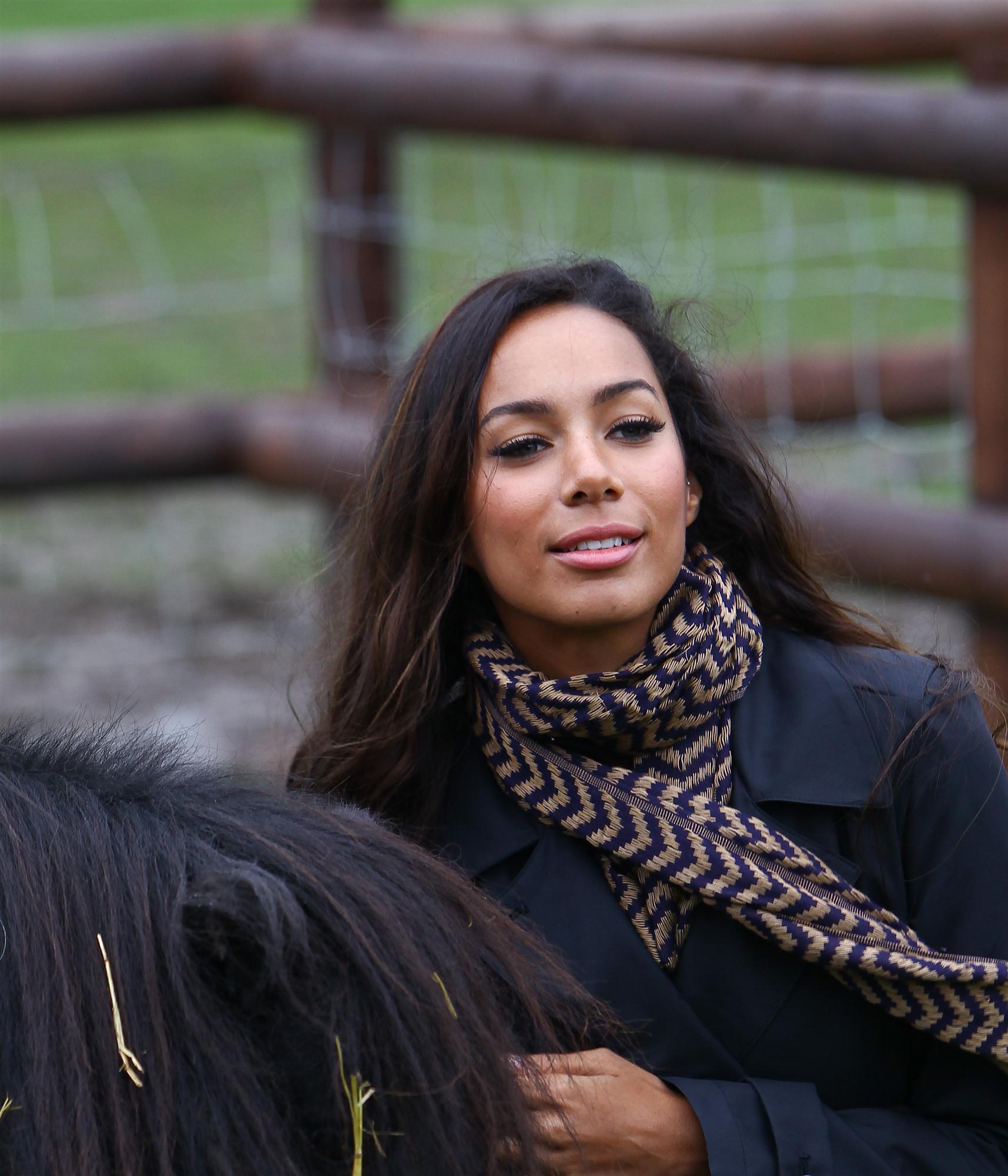 Leona Lewis visits the Hopefield Animal Sanctuary - Photos | Picture 98743